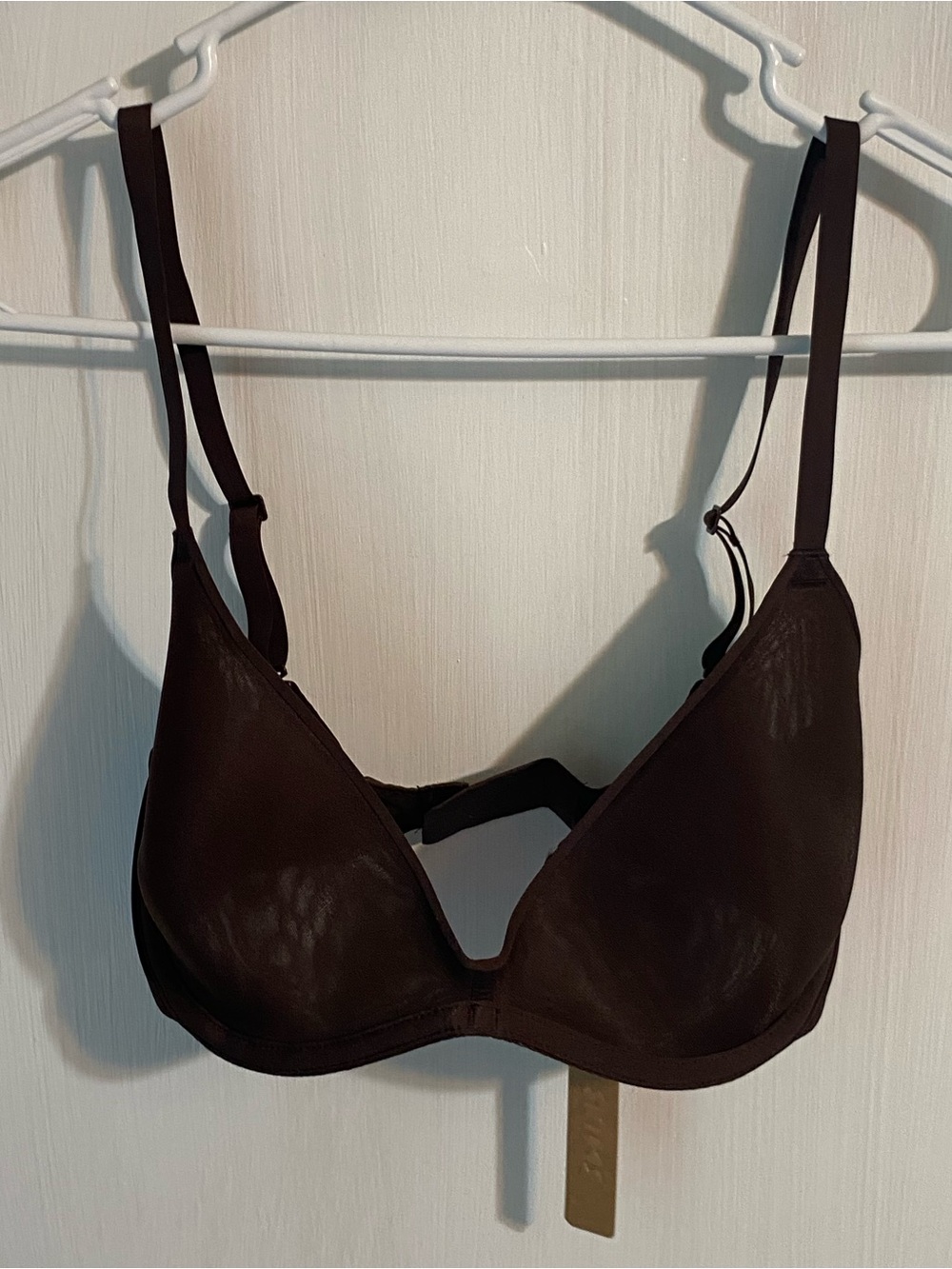 SKIMS brown weightless scoop bra- NWT